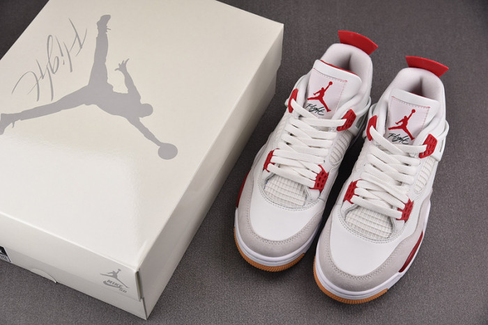 Nike SB x Air Jordan 4 Retro SP