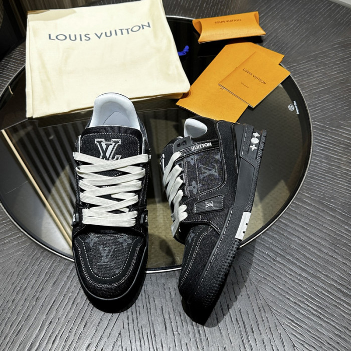 1V SNEAKERS 1V0425-297