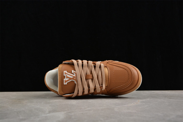 1V TRAINER 1V0425-324
