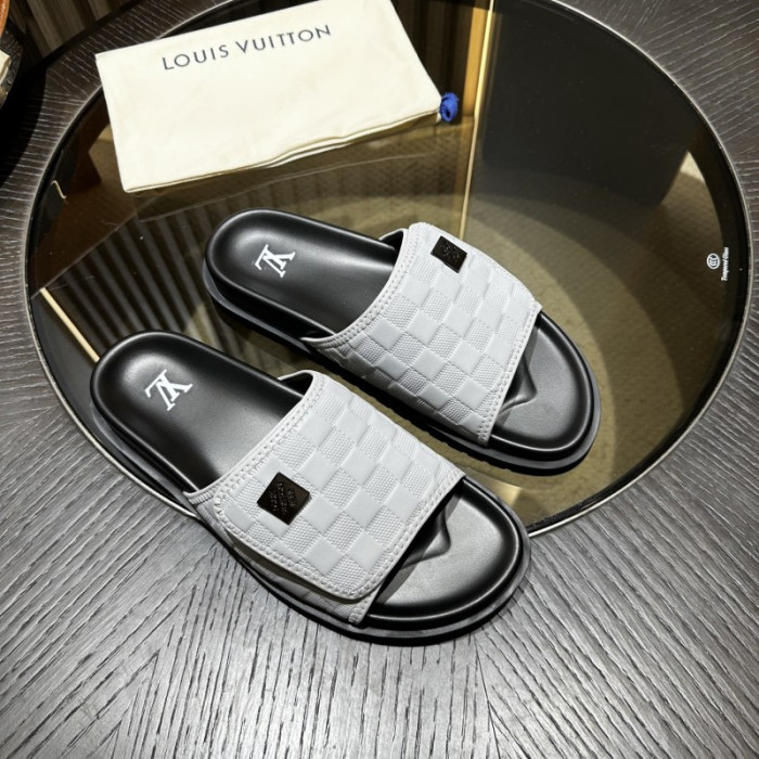 1*V SLIPPERS 11V0107-067