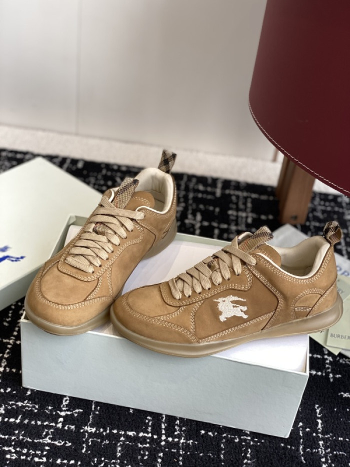 BBY SNEAKER BY00107