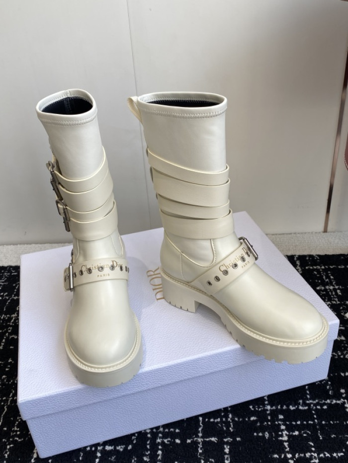 D10R Boots D897-174