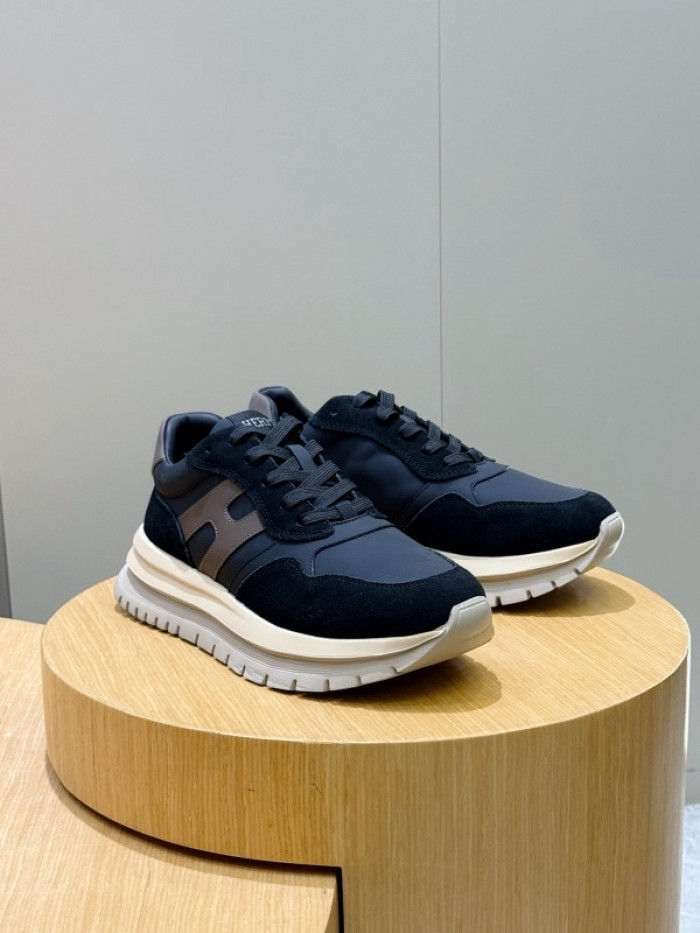HER*MES SNEAKER HM1028-151