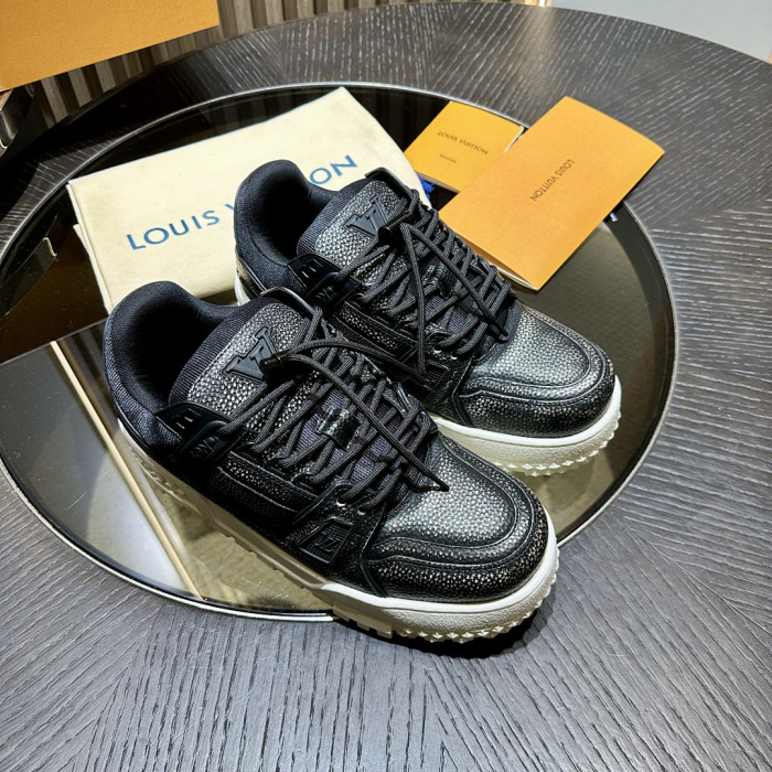 1V TRAINER 1V0425-649