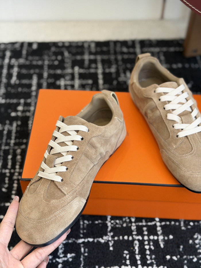 HER*MES SNEAKER HM1028-201