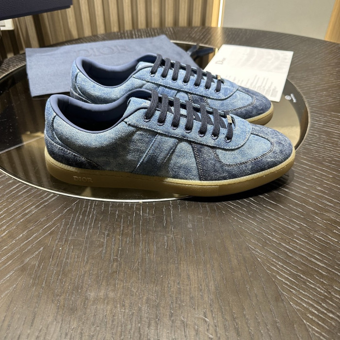 D10R SHOES B01 D896-192