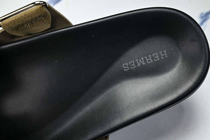 He*mes Slide CU526-2185