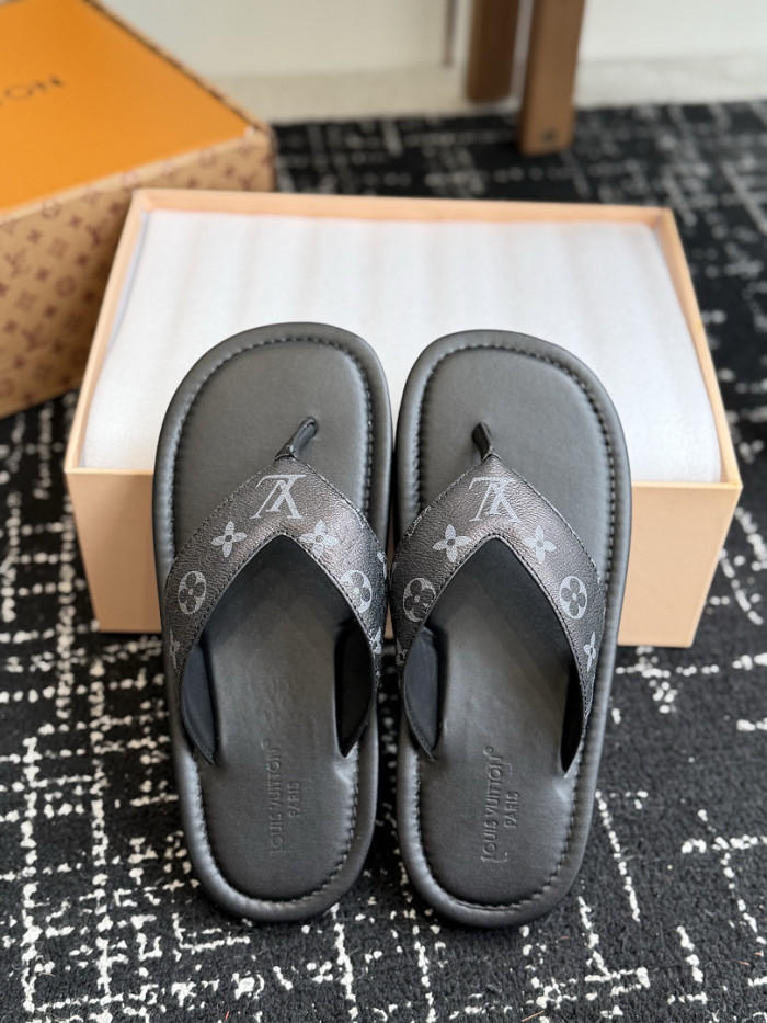 1*V SLIPPERS 11V0107-168