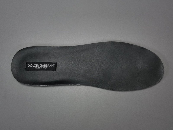 d.g. sneakers