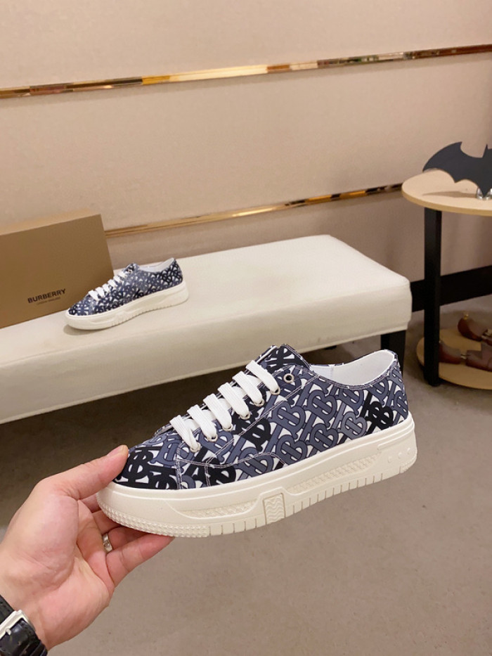 bby sneaker by0041
