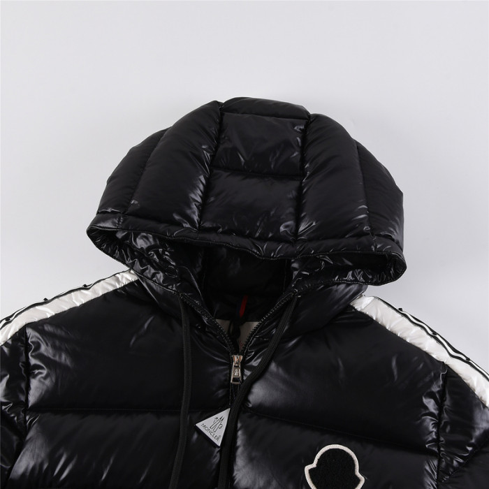 m0ncle mon0926-049