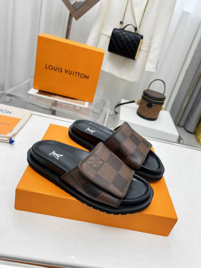 1*V SLIPPERS 11V0107-020