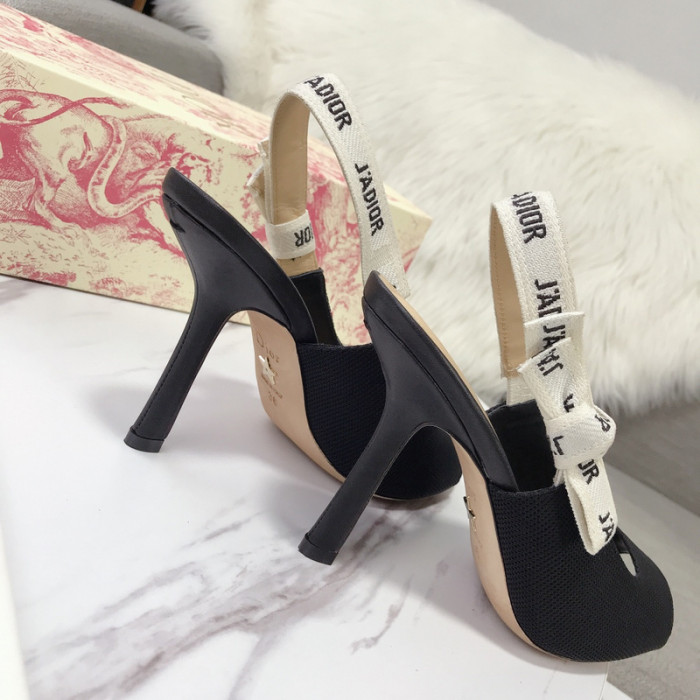 D10R HEELS D896-137