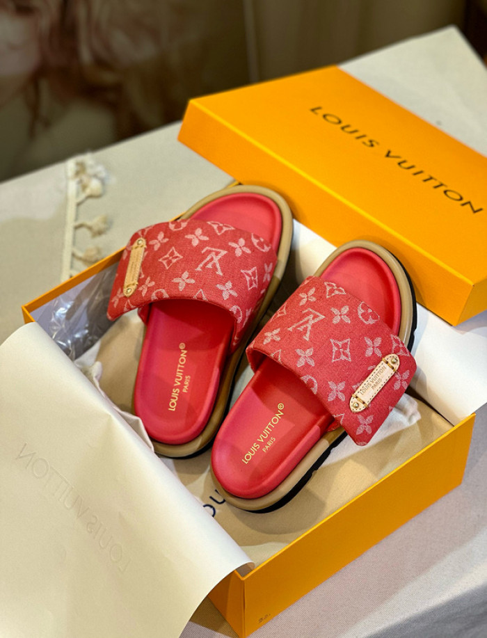 1*V SLIPPERS 11V0107-052