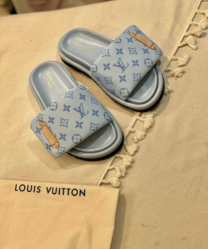 1*V SLIPPERS 11V0107-059