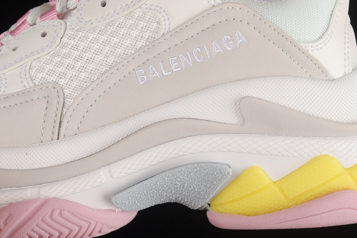 blcg sneaker triple.s sneakers 524039 w2fw4 7541