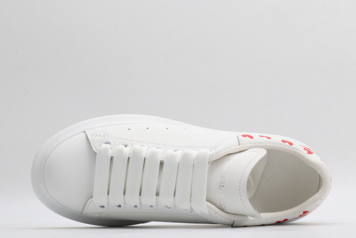 A1exa*der Mcqv*en SNEAKERS