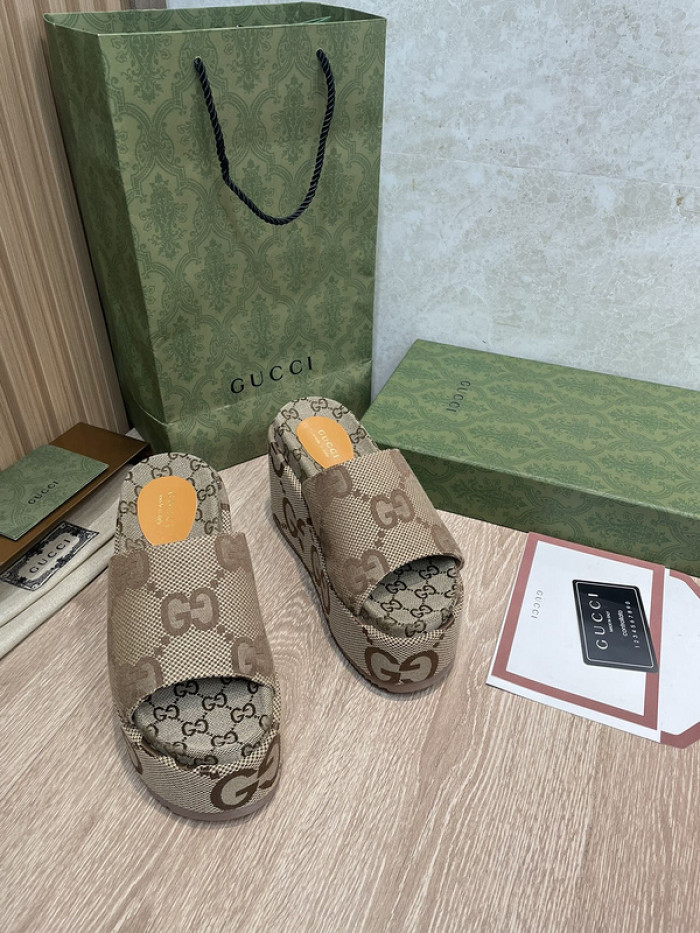 gucc slippers