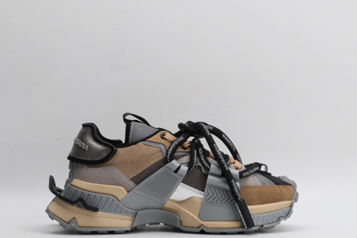 d.g. sneakers