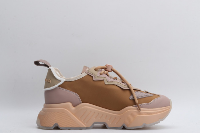 d.g. sneakers