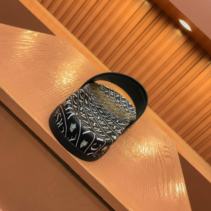 versace slippers