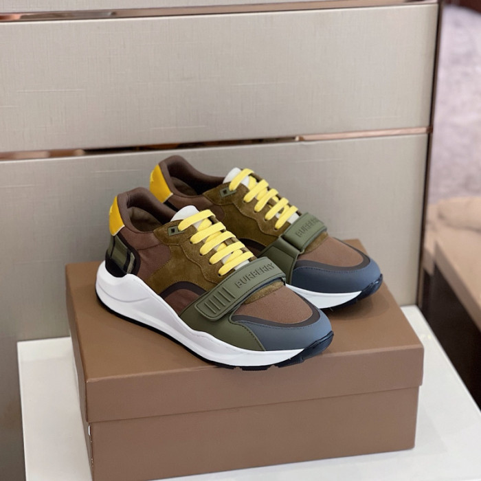 bby sneaker