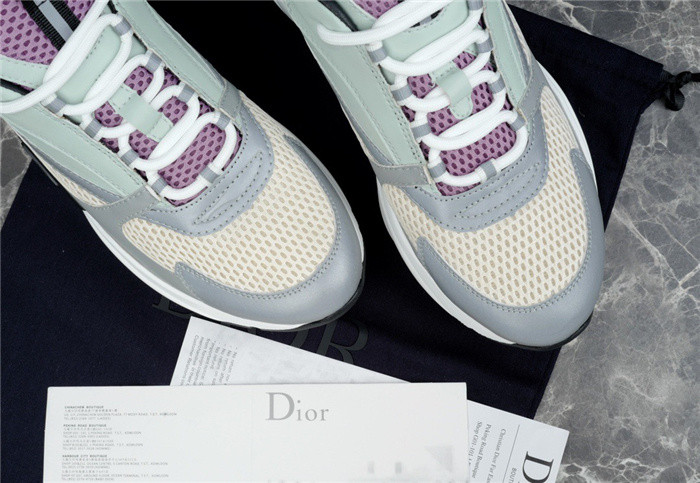 D10R B22 TRAINER SNEAKER