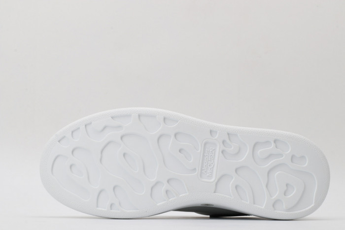 A1exa*der Mcqv*en SNEAKERS MC5563-055