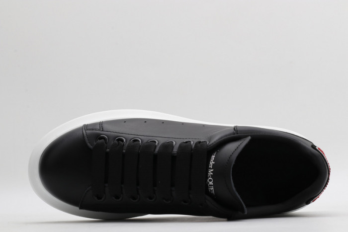 A1exa*der Mcqv*en SNEAKERS MC5563-068