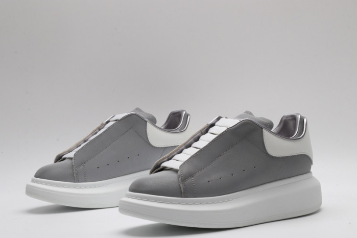 A1exa*der Mcqv*en SNEAKERS MC5563-085