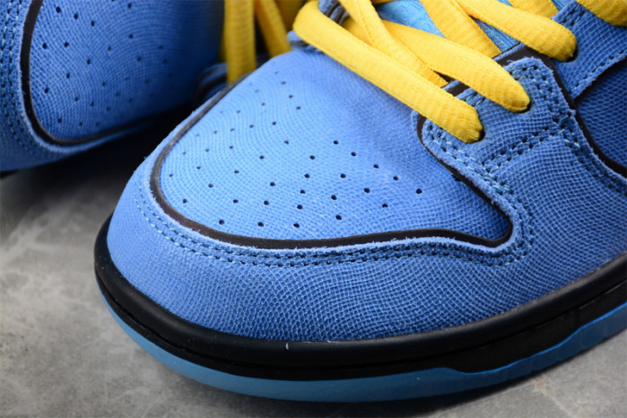 the powerpuff girls x nike dunk low pro sb qs 