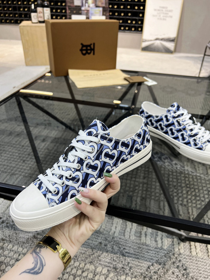 bby sneaker by0051