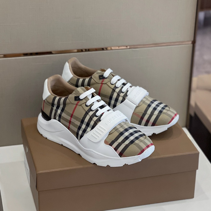 BBY SNEAKER BY0053
