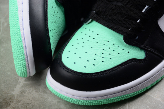 air jordan 1 high og green glow dz5485-130