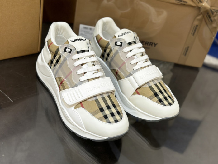 bby sneaker by0080