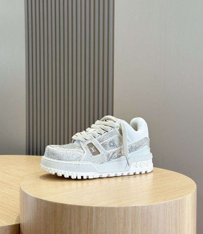 1v sneakers 1v0425-033