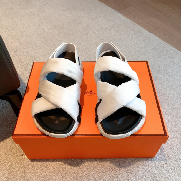 he*mes slide cu526-2067