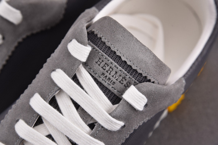 HER*MES SNEAKER HM1028-021