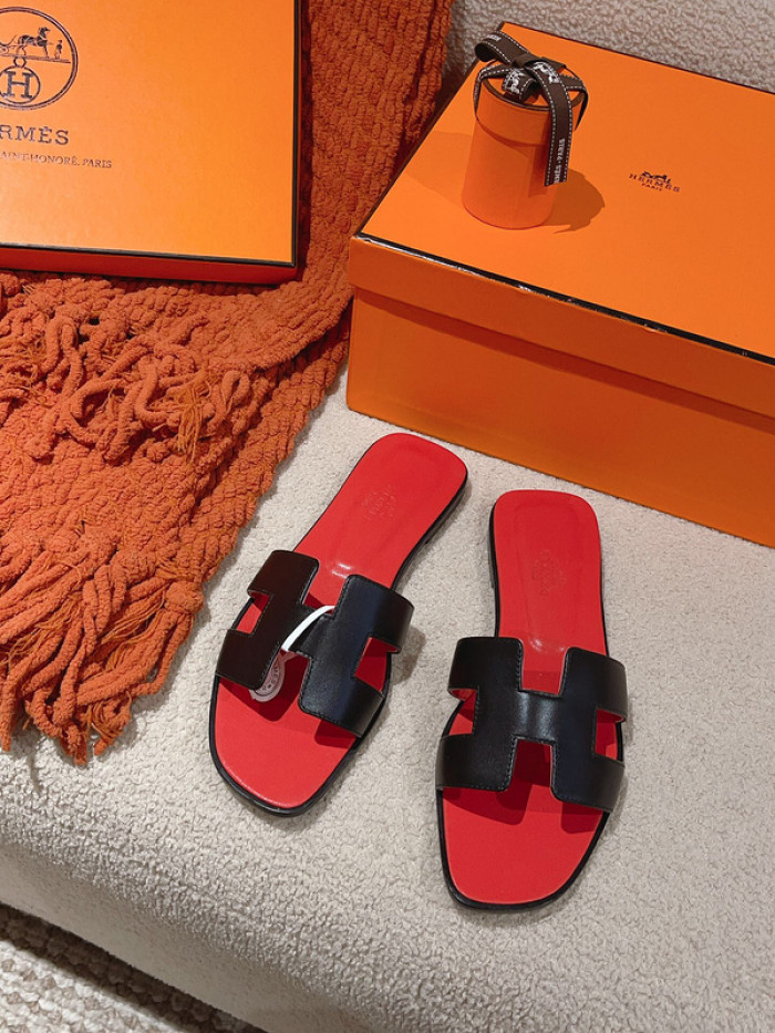 He*mes Slide CU526-2136