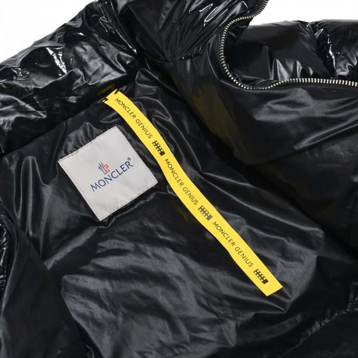 m0ncle mon0926-046