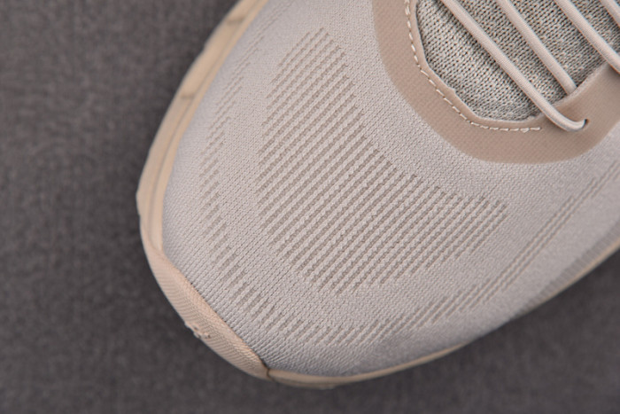 L0EWE SNEAKERS T0425-079