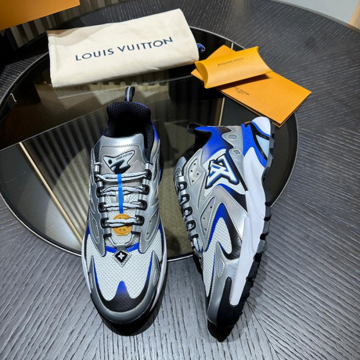 1V SNEAKERS 1V0425-118