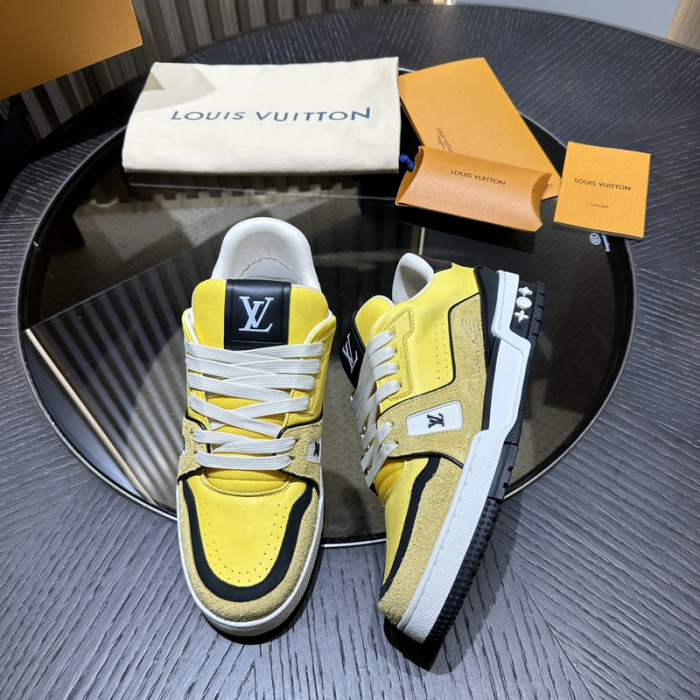 1V SNEAKERS 1V0425-157