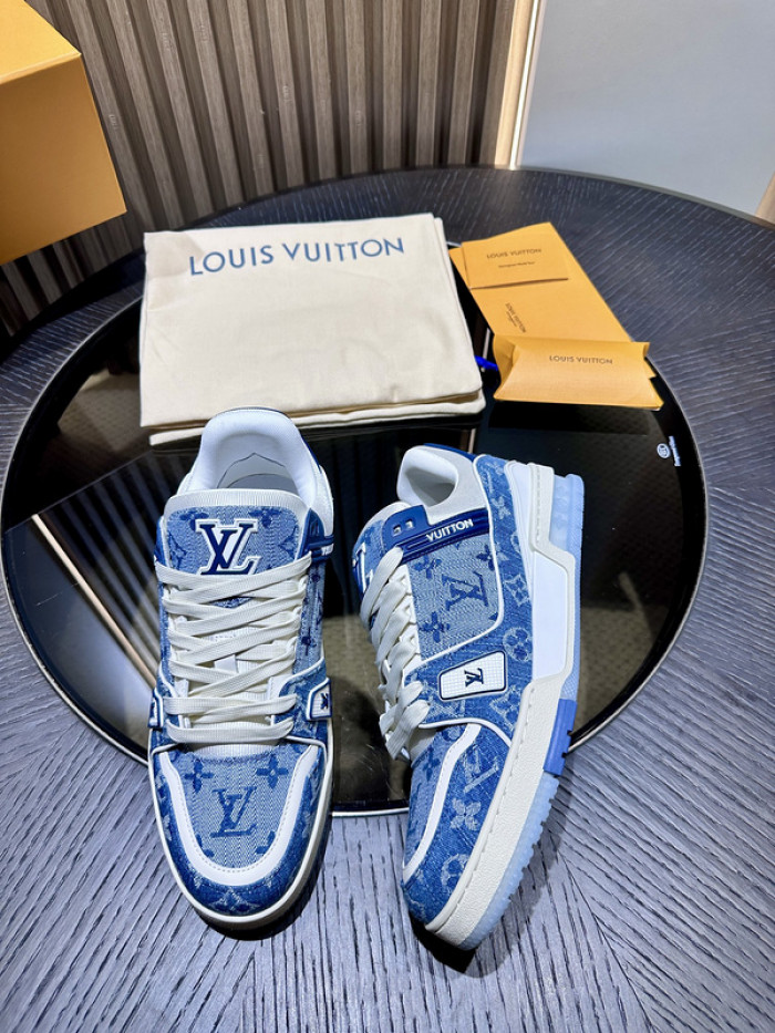 1V SNEAKERS 1V0425-168