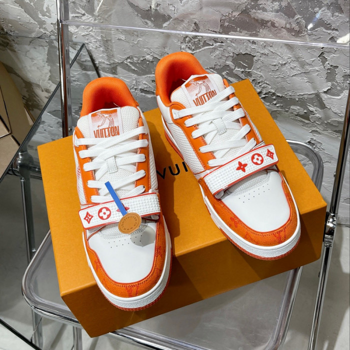 1V SNEAKERS 1V0425-197