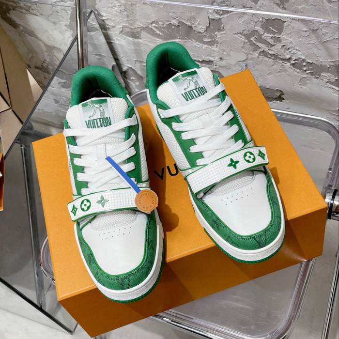 1V SNEAKERS 1V0425-198