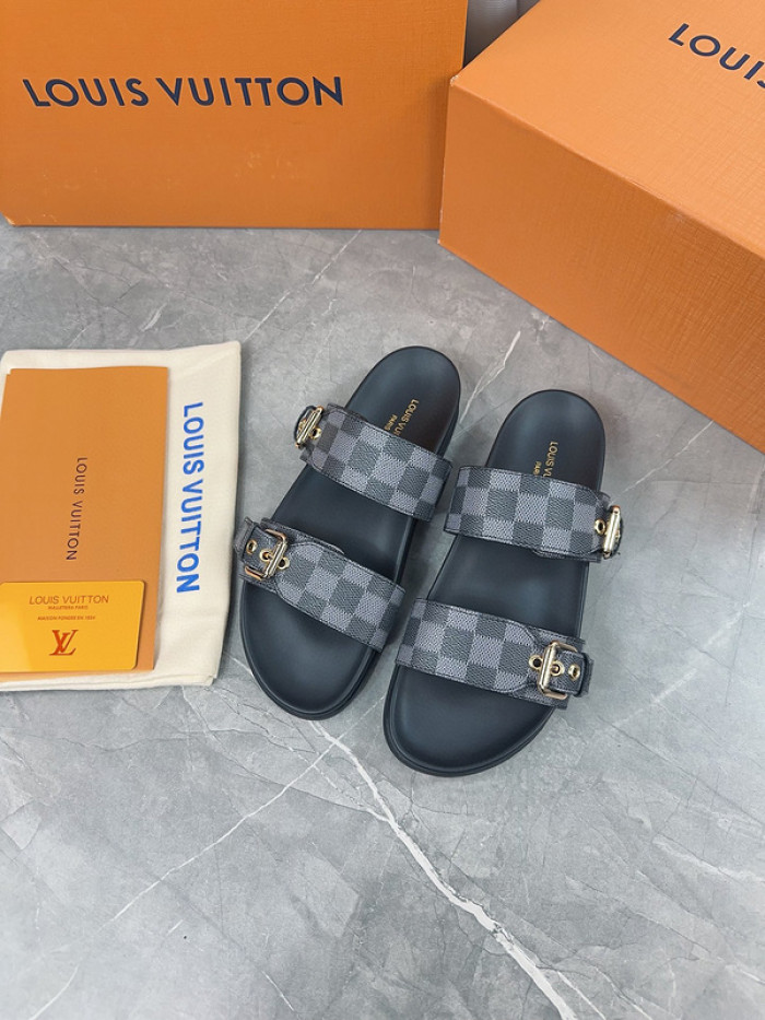 1*V SLIPPERS 11V0107-044