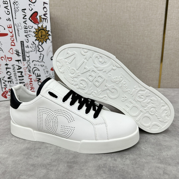 D.G. Sneakers DG210-220