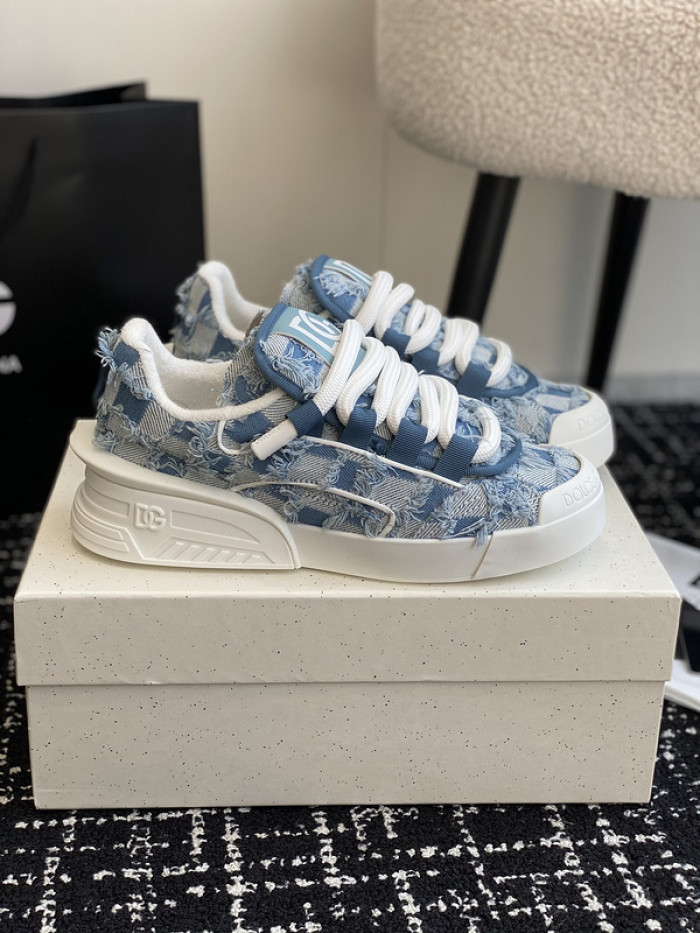 D.G. Sneakers DG210-236