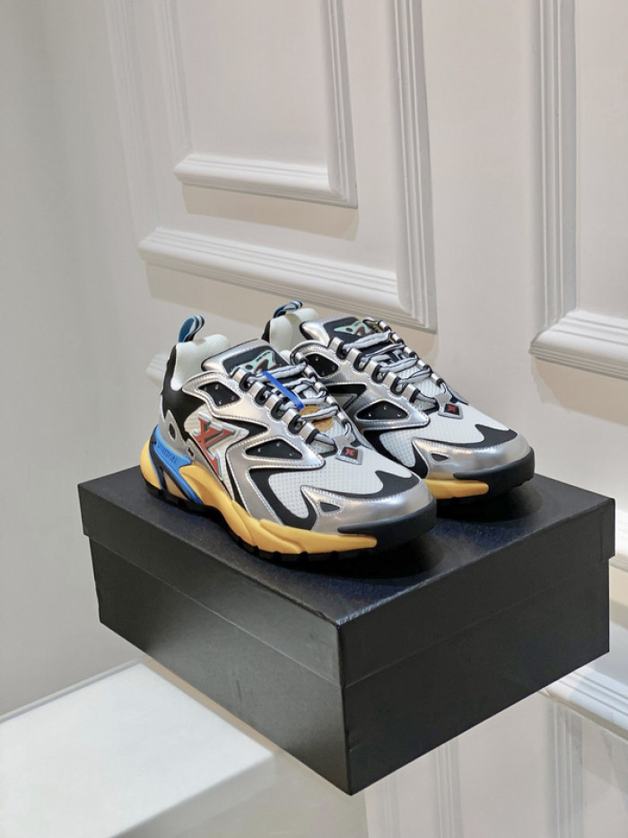 1V SNEAKERS 1V0425-235